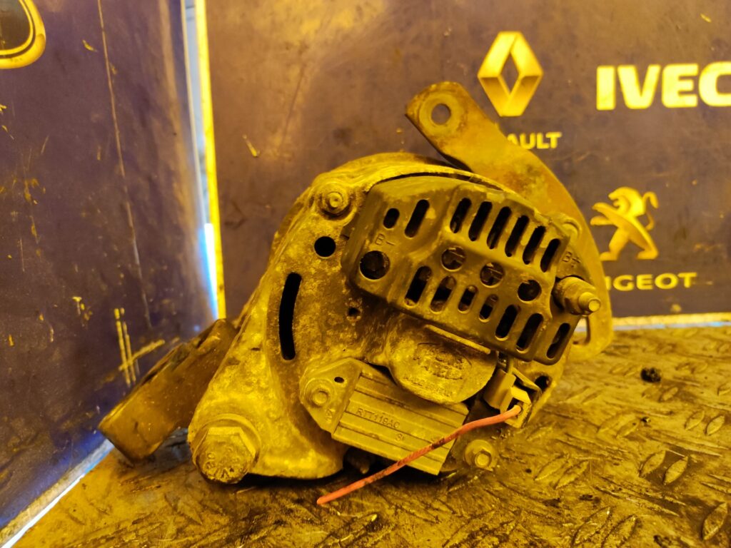 ALTERNADOR 98760