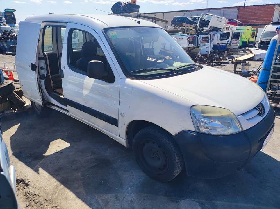 PEUGEOT PARTNER del 2004 8054CZN