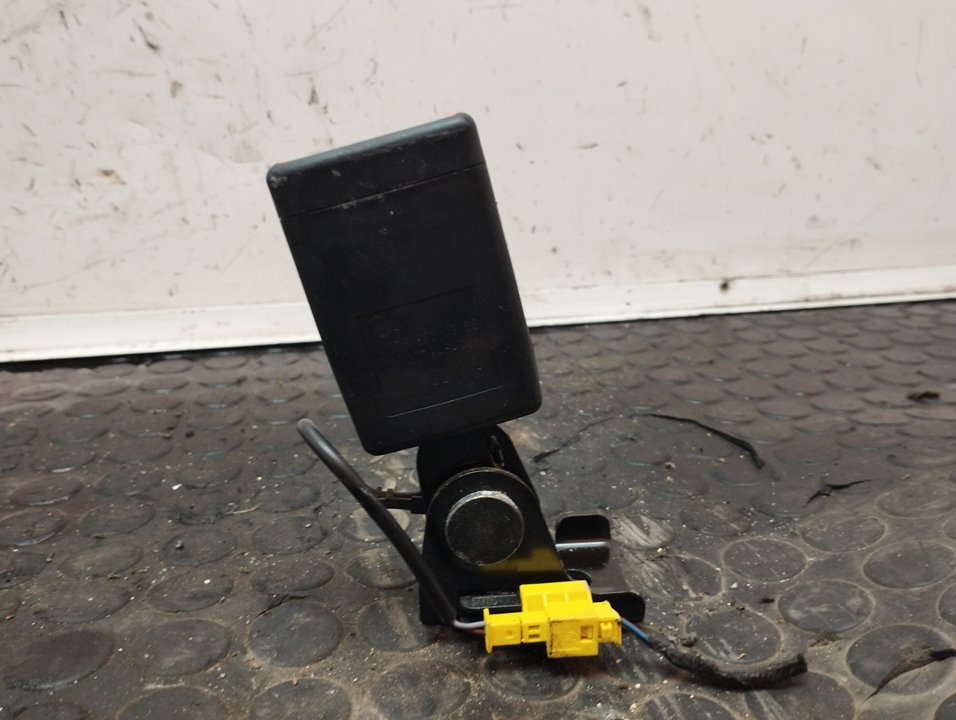 CINTURON SEGURIDAD TRASERO 109909