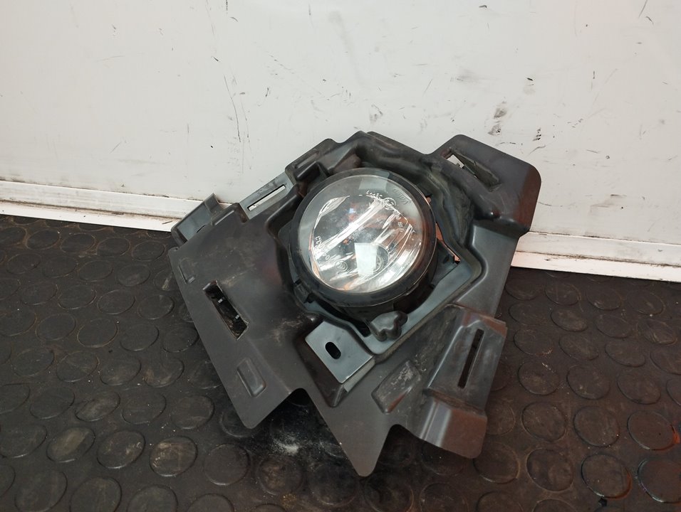 FARO ANTINIEBLA DERECHO 110178