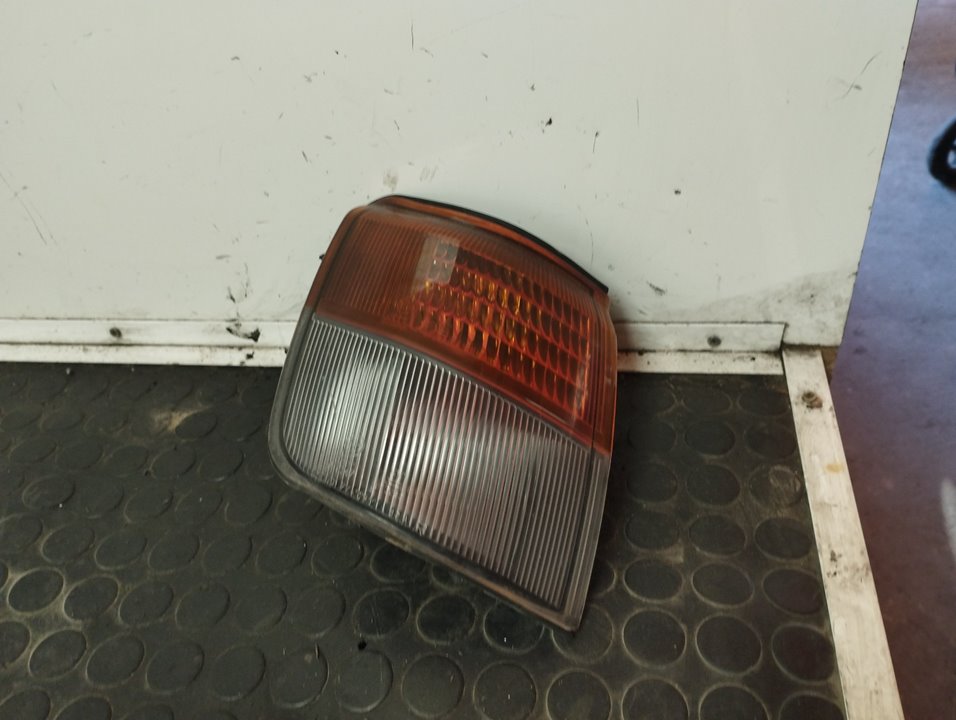 PILOTO DELANTERO DERECHO 110731
