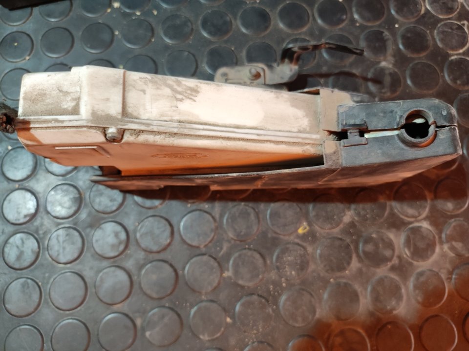 CERRADURA PUERTA DELANTERA DERECHA 105926