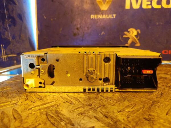 SISTEMA AUDIO / RADIO CD 100601