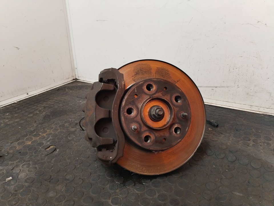 MANGUETA DELANTERA IZQUIERDA 111065