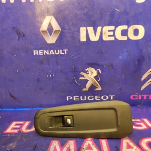 MANDO ELEVALUNAS DELANTERO DERECHO 97662