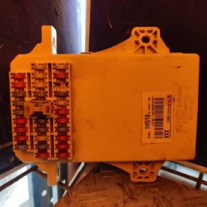 CAJA RELES / FUSIBLES 100545