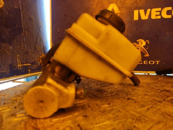 BOMBA FRENO 100520