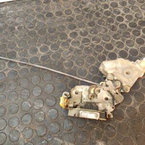 CERRADURA PUERTA DELANTERA DERECHA 106326