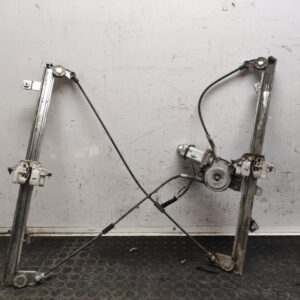 ELEVALUNAS DELANTERO DERECHO 109533