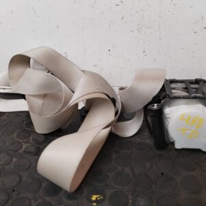 CINTURON SEGURIDAD TRASERO DERECHO 110870