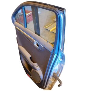 PUERTA TRASERA IZQUIERDA 105723