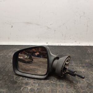 RETROVISOR IZQUIERDO 106571