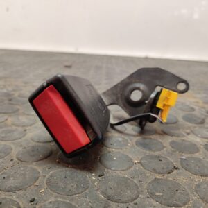 CINTURON SEGURIDAD TRASERO IZQUIERDO 105676