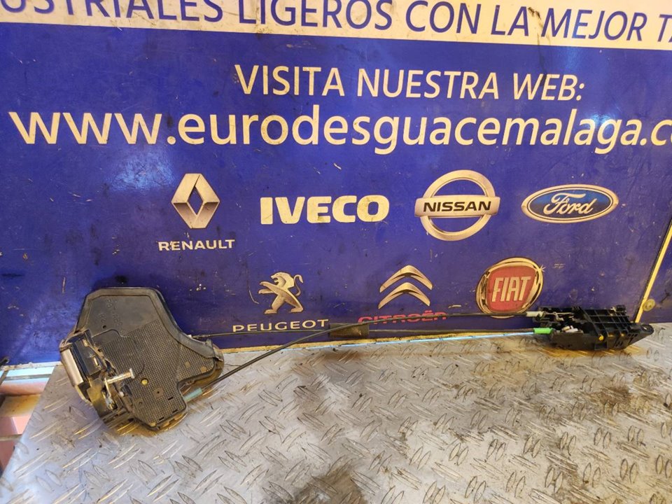 CERRADURA PUERTA TRASERA DERECHA 100124