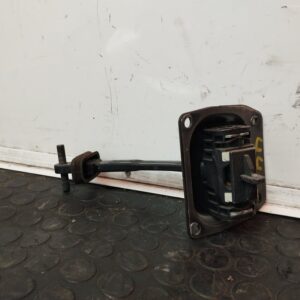 RETENEDOR PUERTA 110185