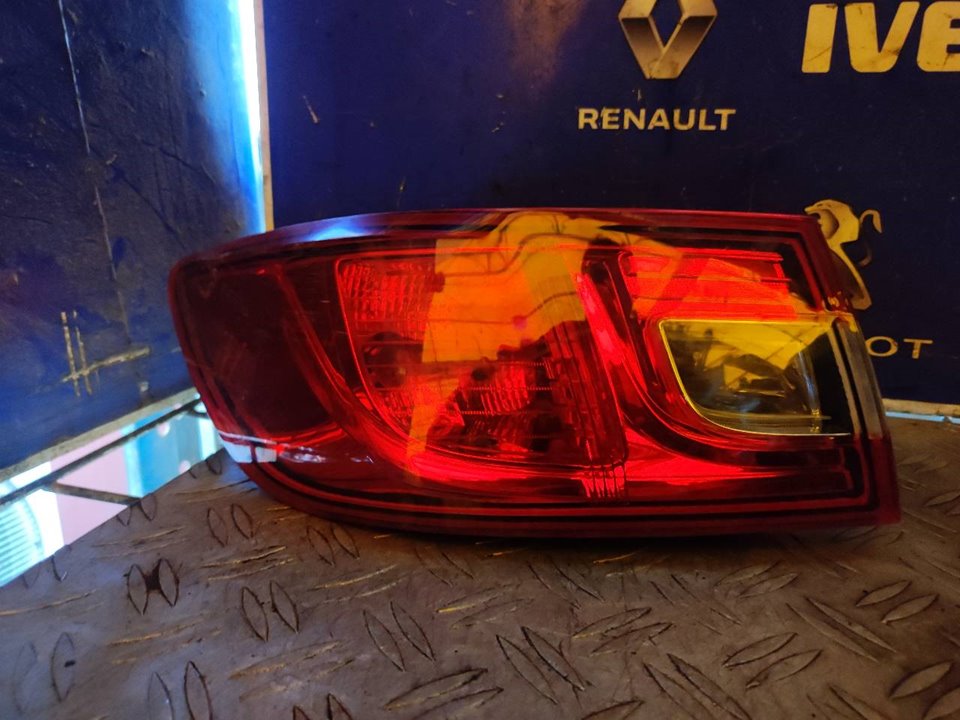 PILOTO TRASERO IZQUIERDO 101073