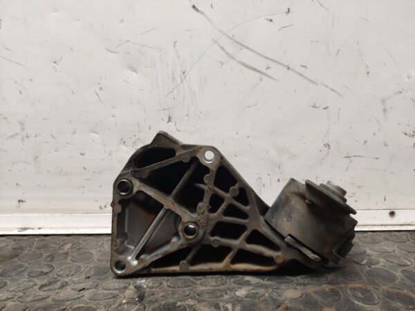 SOPORTE ALTERNADOR 108760
