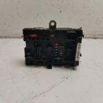 CAJA RELES / FUSIBLES 113605