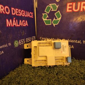 CAJA RELES / FUSIBLES 94721