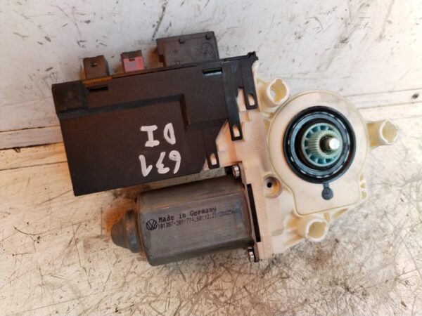 MOTOR ELEVALUNAS DELANTERO IZQUIERDO 114818