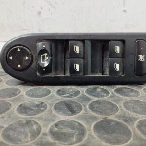 MANDO ELEVALUNAS DELANTERO IZQUIERDO 110519