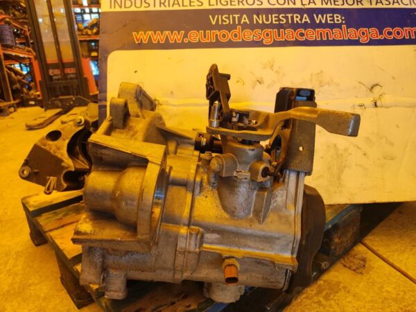 CAJA CAMBIOS 100214