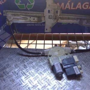 ELEVALUNAS DELANTERO IZQUIERDO 92182