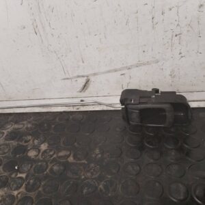 MANETA INTERIOR DELANTERA DERECHA 111258