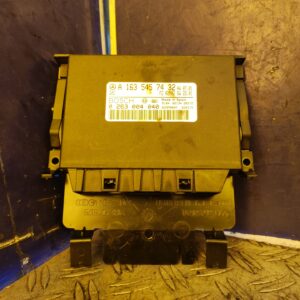 CAJA RELES / FUSIBLES 98825