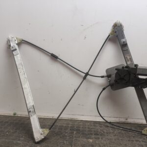 ELEVALUNAS DELANTERO IZQUIERDO 105969