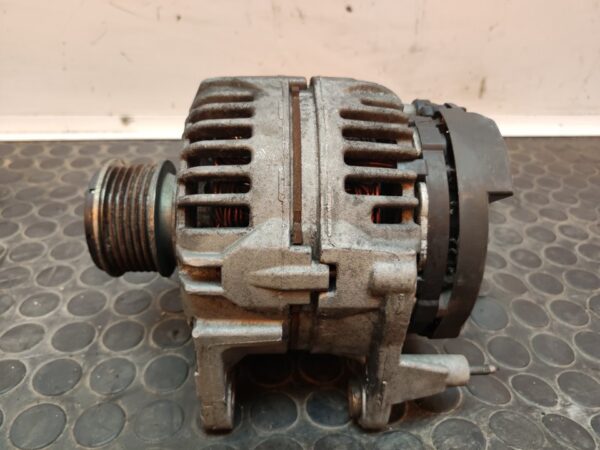 ALTERNADOR 106828