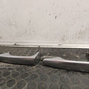 MANETA EXTERIOR DELANTERA IZQUIERDA 108924