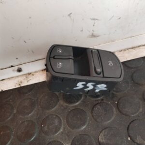 MANDO ELEVALUNAS DELANTERO IZQUIERDO 113215