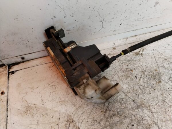 CERRADURA PUERTA DELANTERA DERECHA 114743