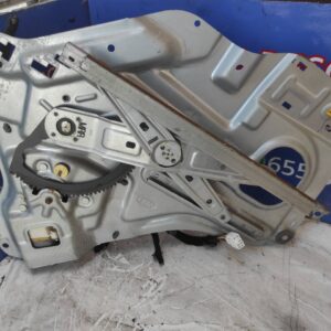 ELEVALUNAS TRASERO DERECHO 95854