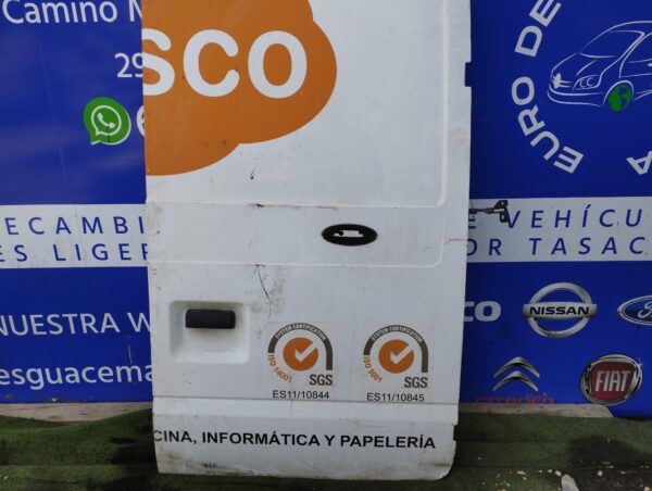 PUERTA TRASERA DERECHA 99670