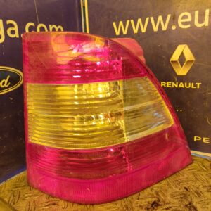 PILOTO TRASERO DERECHO 98835