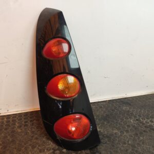 PILOTO TRASERO IZQUIERDO 105445