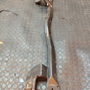 TRAVESAÑO SUPERIOR 106678