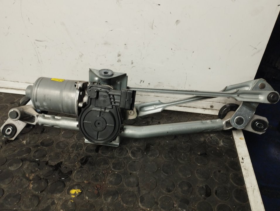 MOTOR LIMPIA DELANTERO 110373