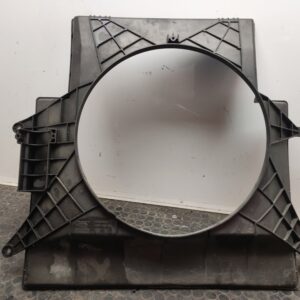 CALANDRA DELANTERA DE RADIADOR 105674