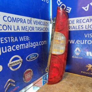 PILOTO TRASERO DERECHO 100361
