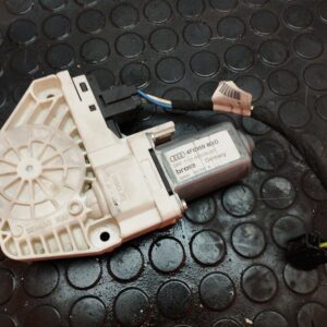 ELEVALUNAS DELANTERO IZQUIERDO 108248