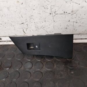 MANDO ELEVALUNAS DELANTERO DERECHO 112672