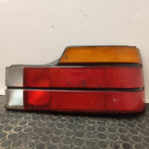 PILOTO TRASERO DERECHO 105379