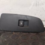 MANDO ELEVALUNAS TRASERO DERECHO 112340