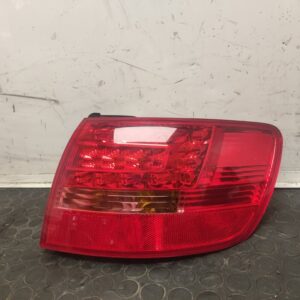 PILOTO TRASERO DERECHO 108164