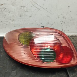 PILOTO TRASERO IZQUIERDO 109285