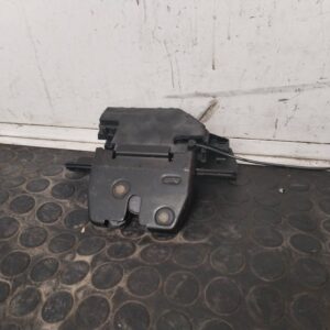 CERRADURA MALETERO / PORTON 111320