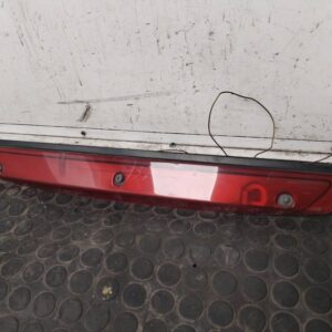 LUZ CENTRAL DE FRENO 111395